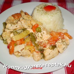 ZÖLDSÉGES TEJFÖLÖS CSIRKERAGU